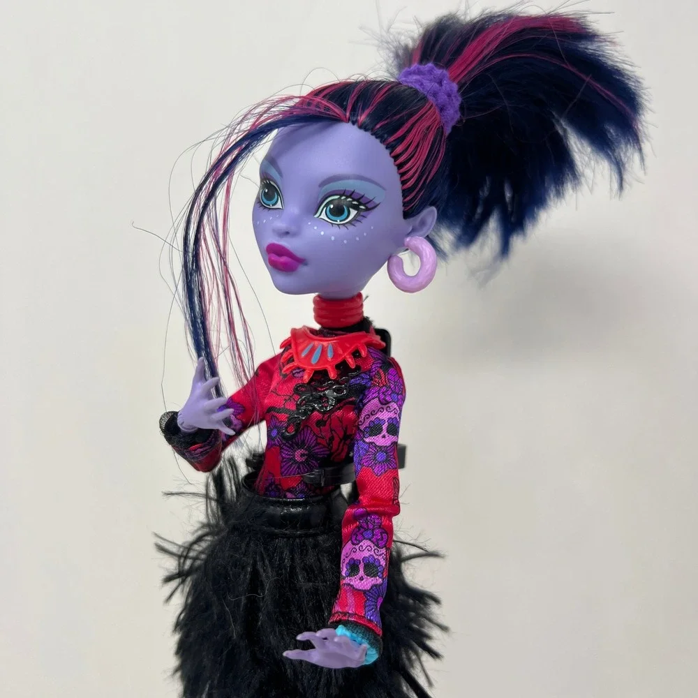 Monster High Jane Boolittle Gloom and Bloom Doll Purple